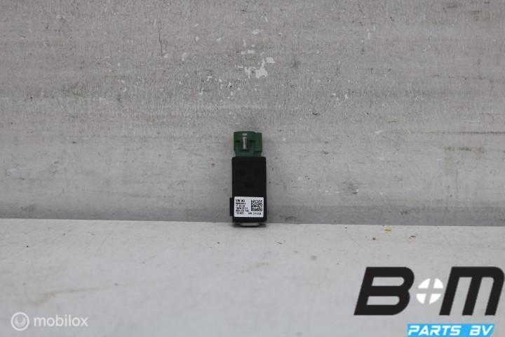 USB aansluiting Skoda Superb 3 3G5035726, Auto diversen, Autoradio's, Gebruikt