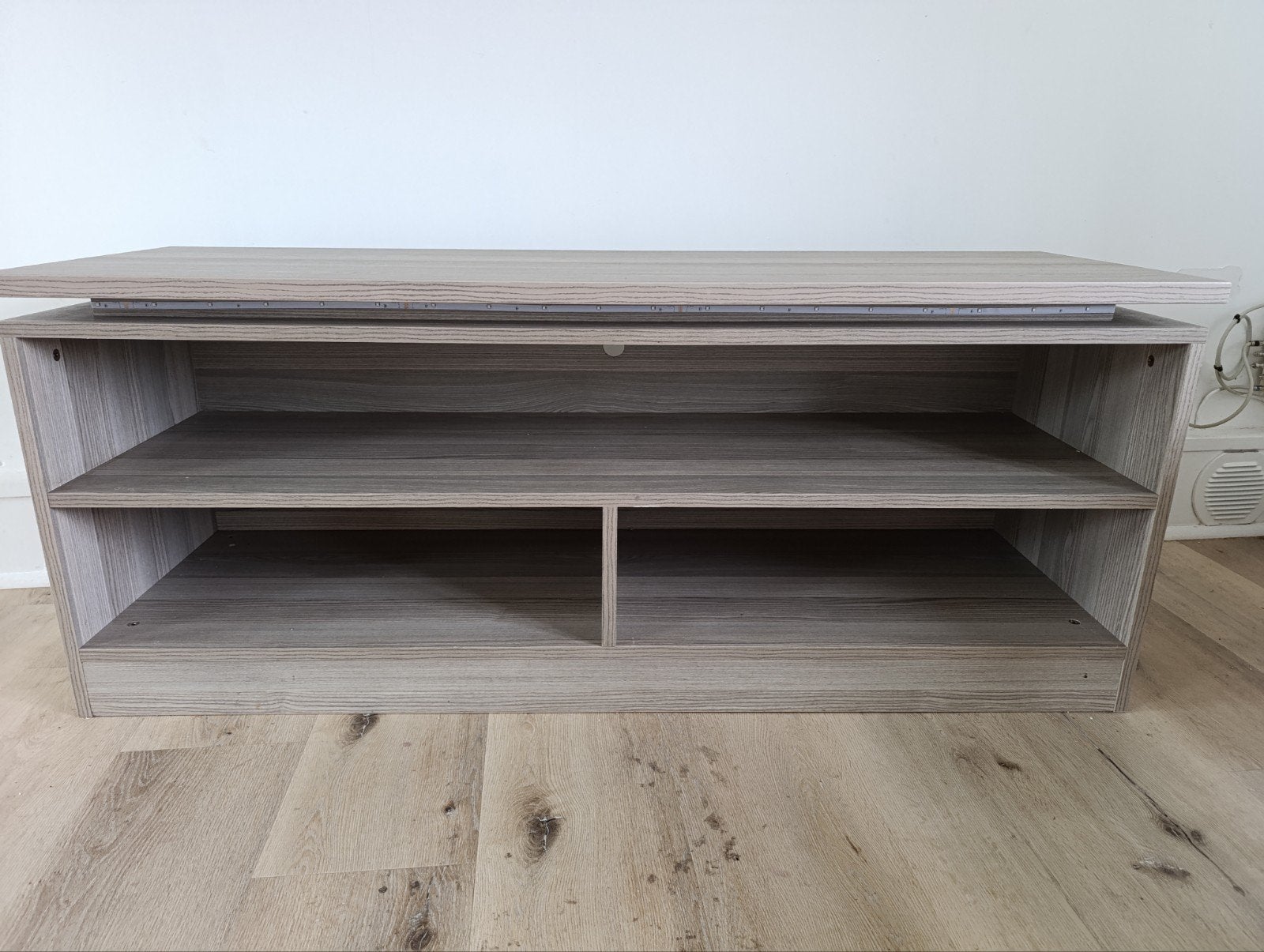 Meuble tv, Enlèvement