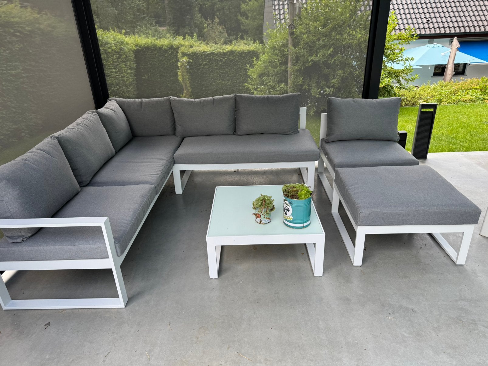 Top aanbieding  hoek lounge, stoel en poef set 2 maand oud, Ophalen, 6 zitplaatsen, Aluminium, Zo goed als nieuw