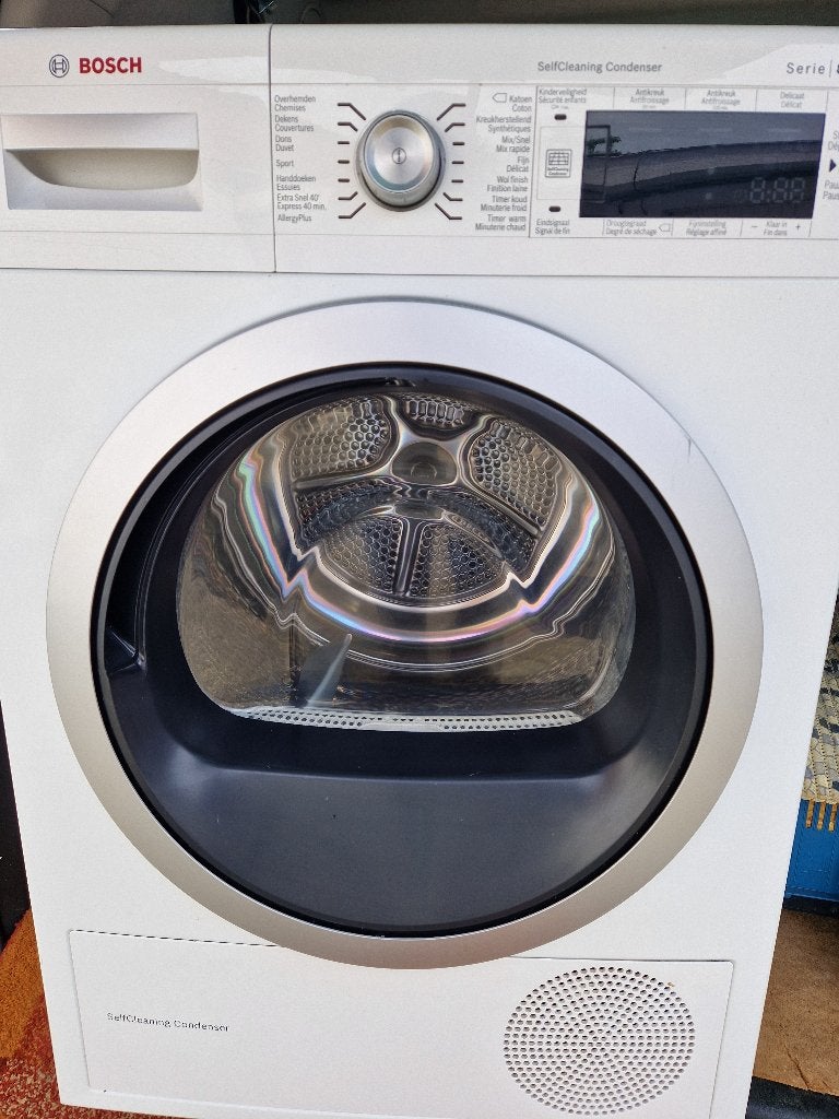 Bosch droger 8kg warmtepomp A ++. Serie 8, Elektronische apparatuur, Droogkasten, Ophalen, Zo goed als nieuw, Voorlader