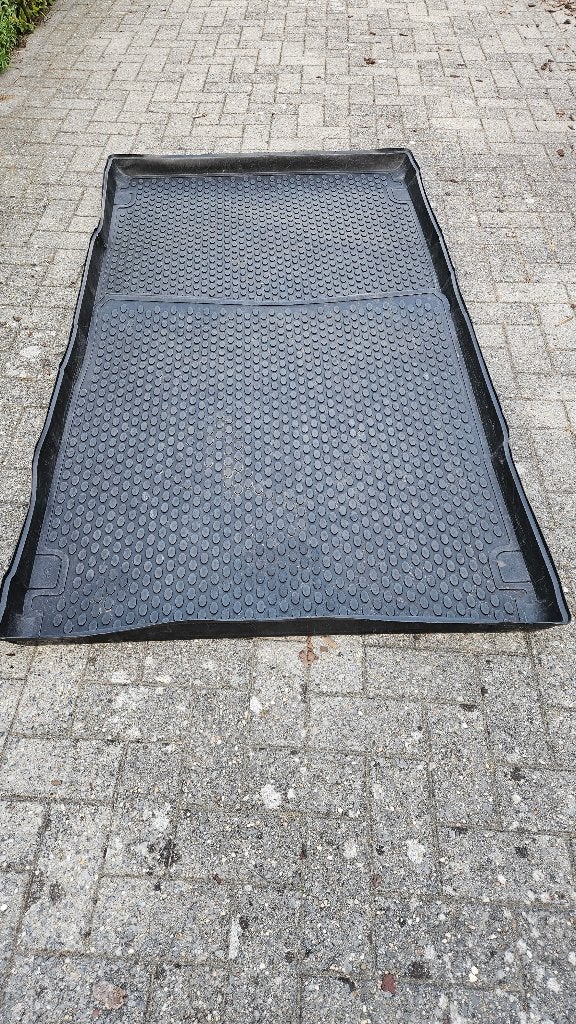 2 x Koffermat Rubber Opel Vectra, Auto diversen, Kofferbakmatten, Ophalen, Zo goed als nieuw