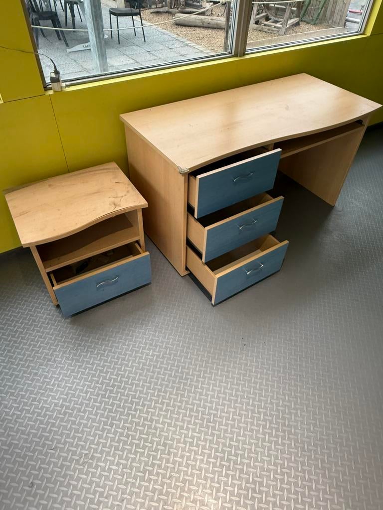 Complete kamer moet weg anders stoken we het op, Huis en Inrichting, Kasten | Boekenkasten, Ophalen, Zo goed als nieuw