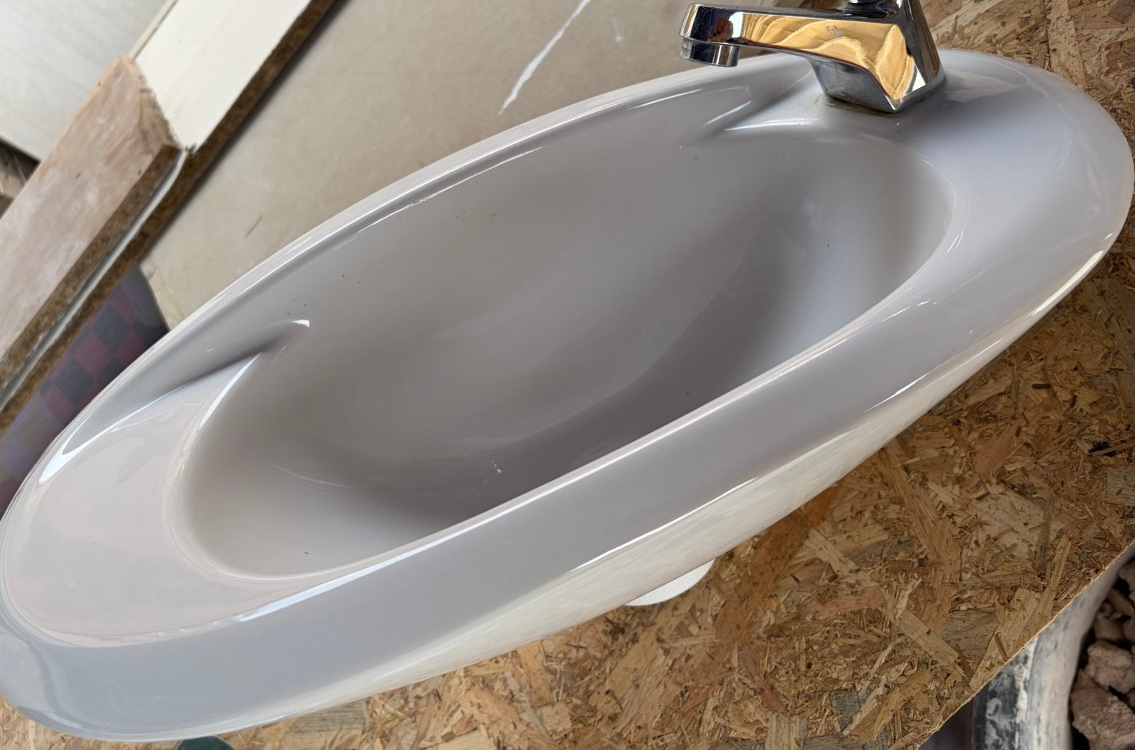 Kleine lavabo of handwasser, mooie vormgeving, ongeschonden, Enlèvement, Comme neuf
