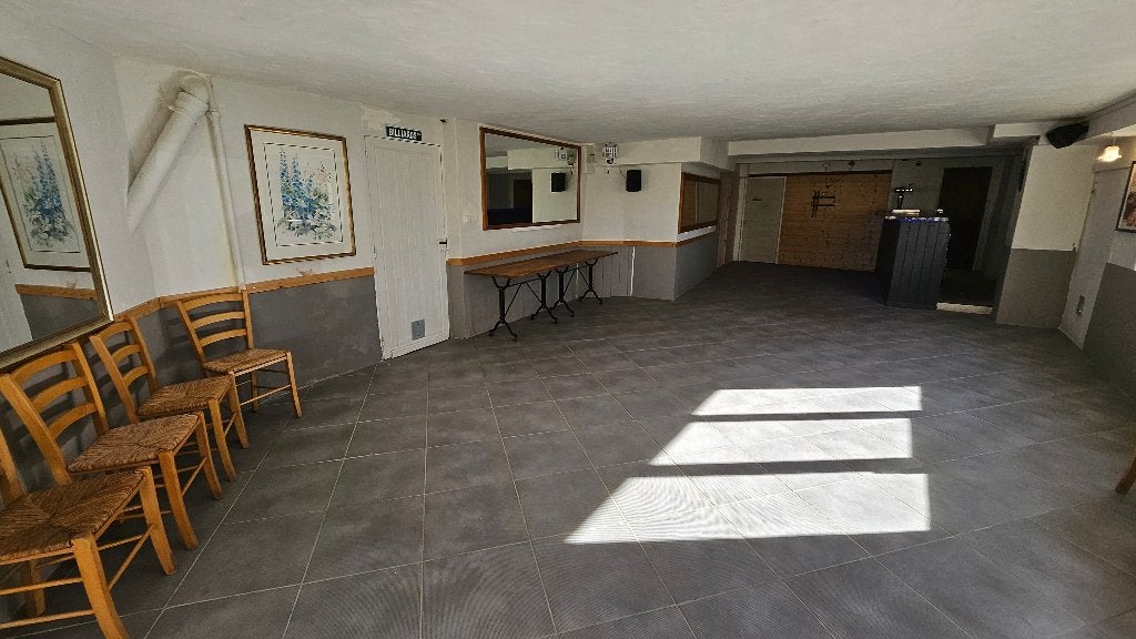immeuble 4 logements+2, 499 m², Autres types, 5 pièces