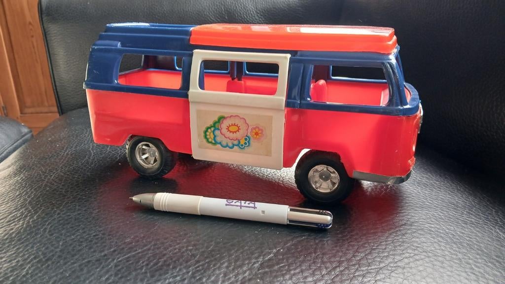 Vw T2 SHAMBER'S fabriqué en Espagne, Hobby & Loisirs créatifs, Voitures miniatures | Échelles Autre, Enlèvement ou Envoi