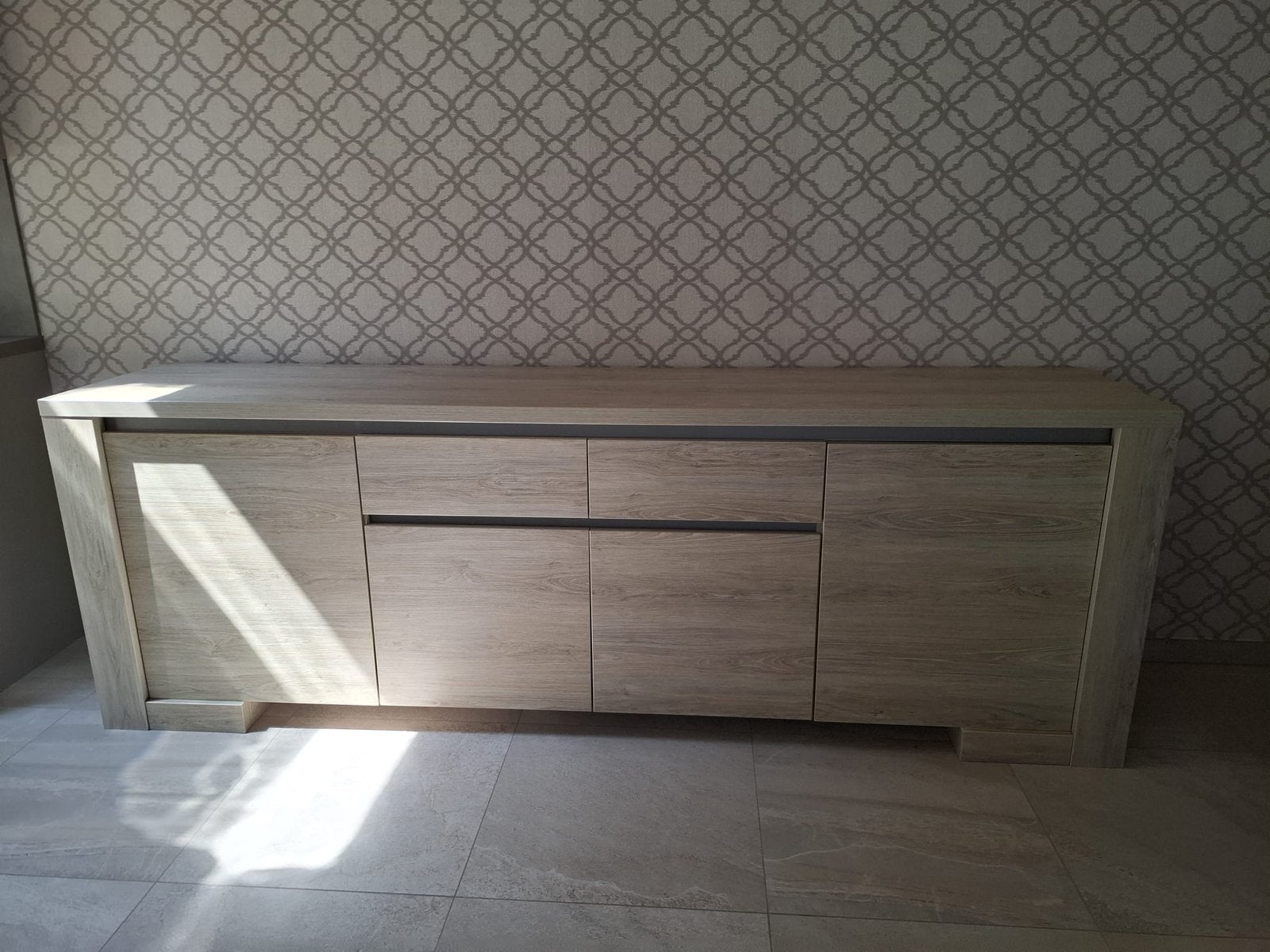 Dressoir, Enlèvement