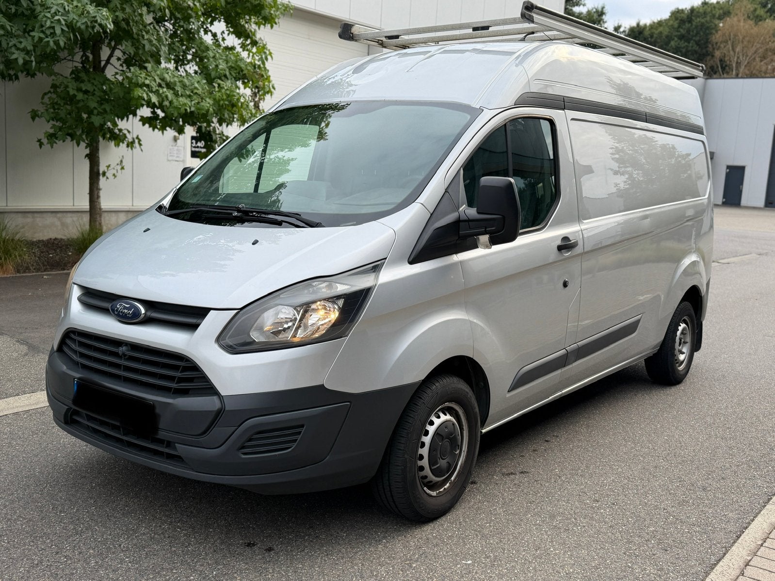 FORD CUSTOM 2.2diesel, Auto's, Euro 5, Bedrijf, Ford, Zilver of Grijs