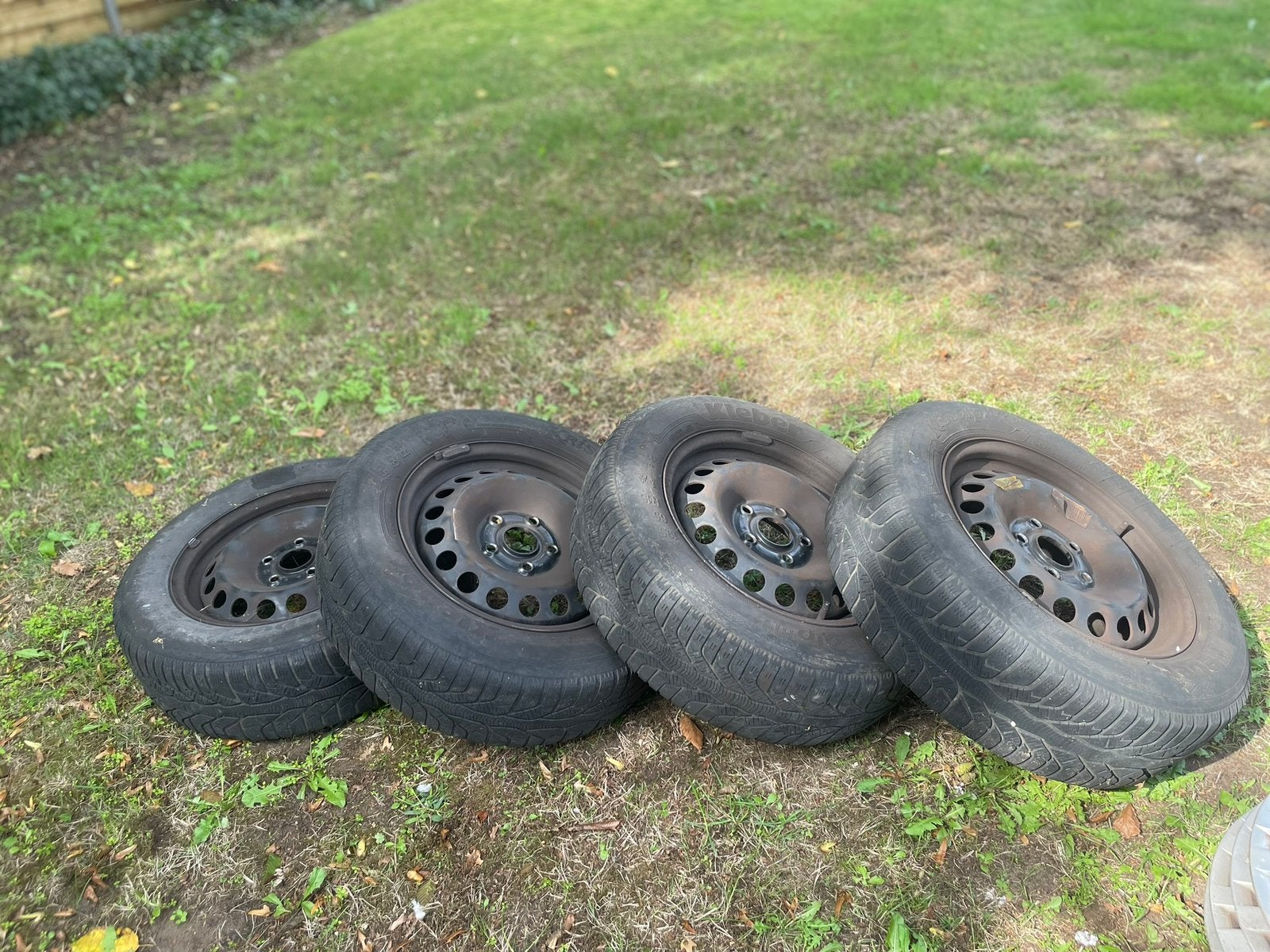Winterbanden maat 195/65R15, Ophalen, Gebruikt, Banden en Velgen, Winterbanden