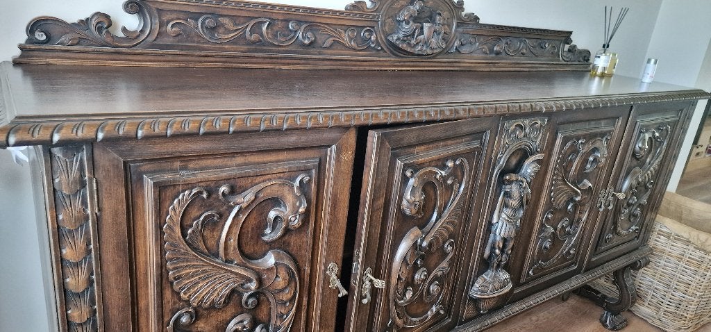 Dressoir, Enlèvement