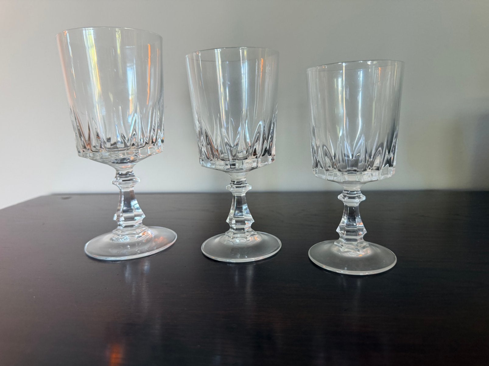 Grote set 43x Cristal dArques Longchamp kristallen glazen, Ophalen, Zo goed als nieuw