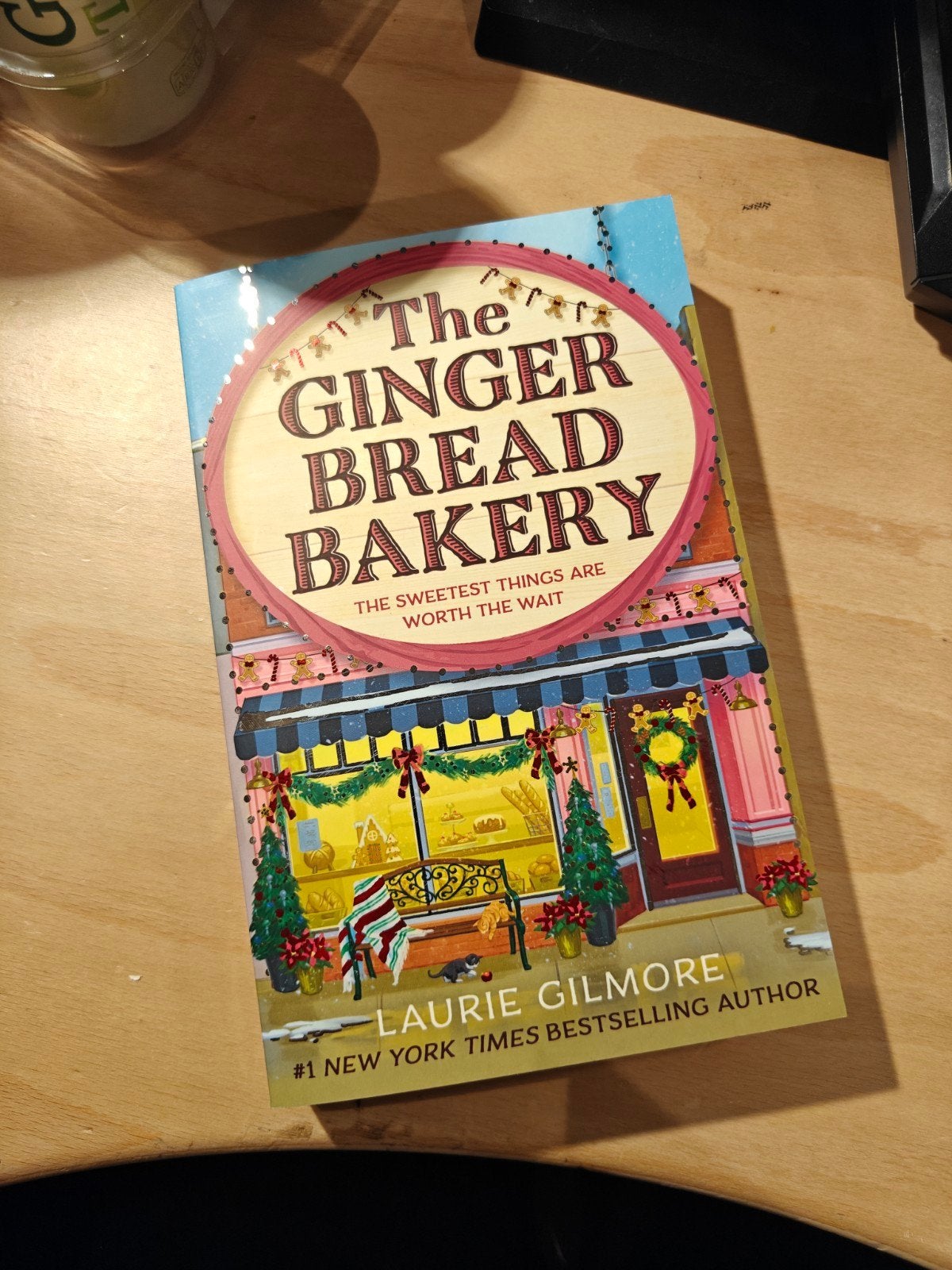 The gingerbread bakery - Laurie Gilmore, Boeken, Romans, Ophalen, Zo goed als nieuw, Laurie Gilmore, België