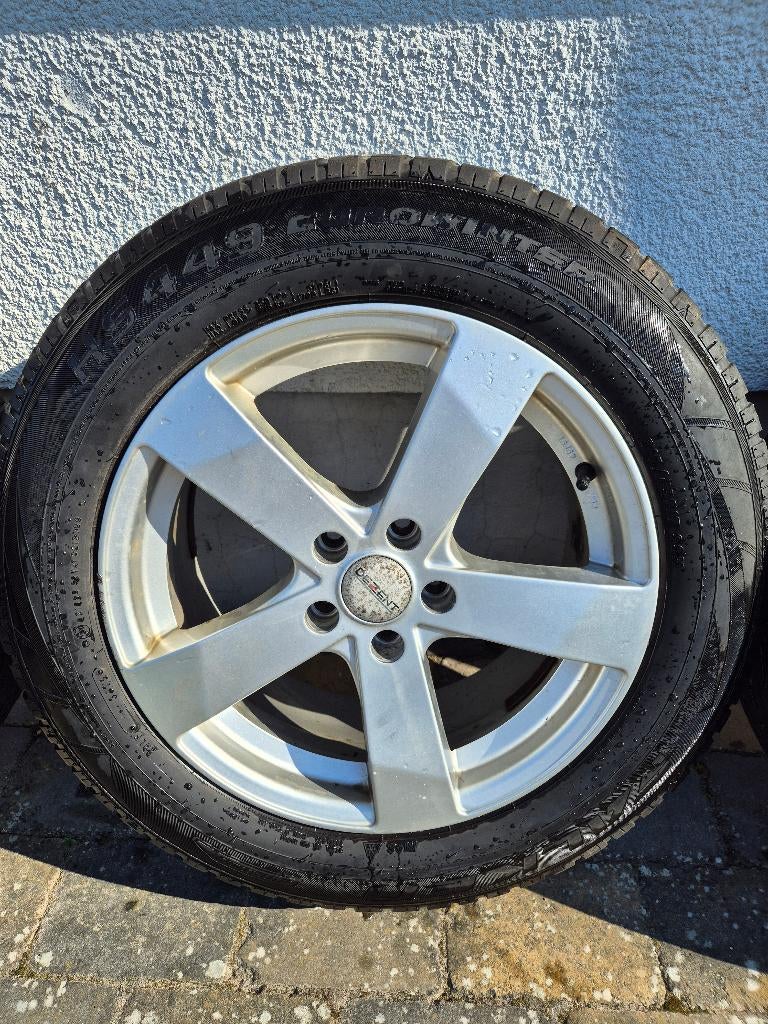Velgen, Auto-onderdelen, Banden en Velgen, Banden en Velgen, Winterbanden, 17 inch, 215 mm, Personenwagen, Gebruikt, Ophalen