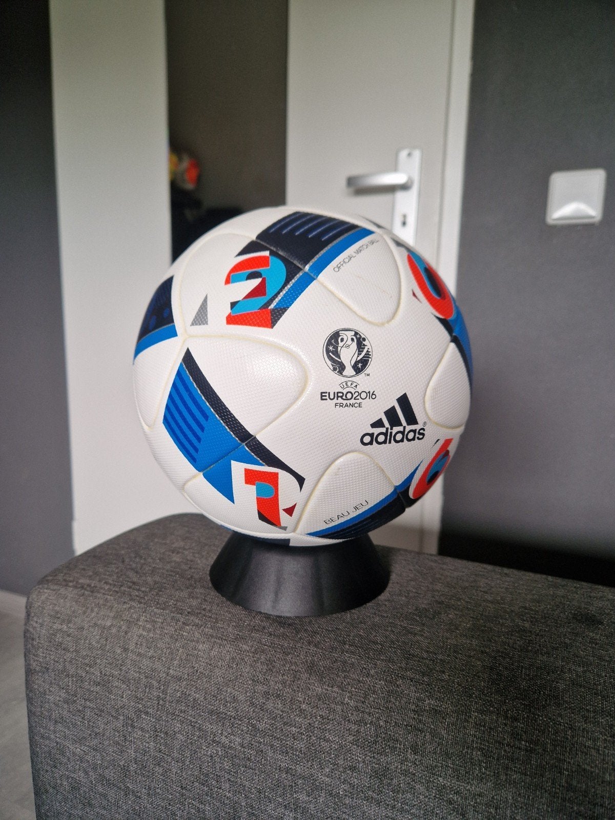 Adidas Beau Jeu OFFICIAL MATCHBALL (EK 2016), Sport en Fitness, Ophalen, Bal