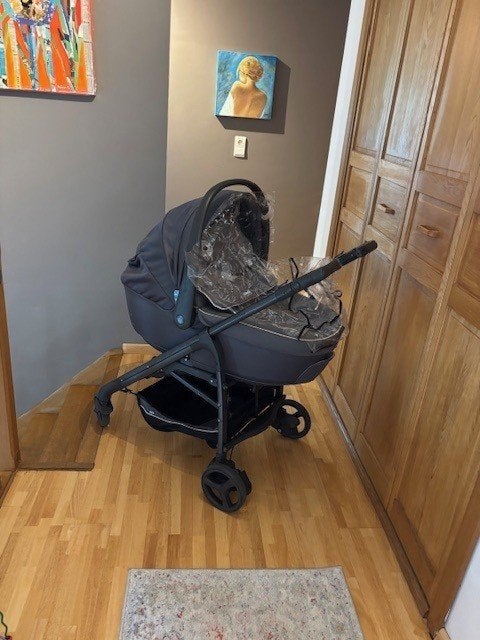 Poussette complète chicco, Enfants & Bébés, Avec siège auto, Autres marques, Poussette combi, Comme neuf