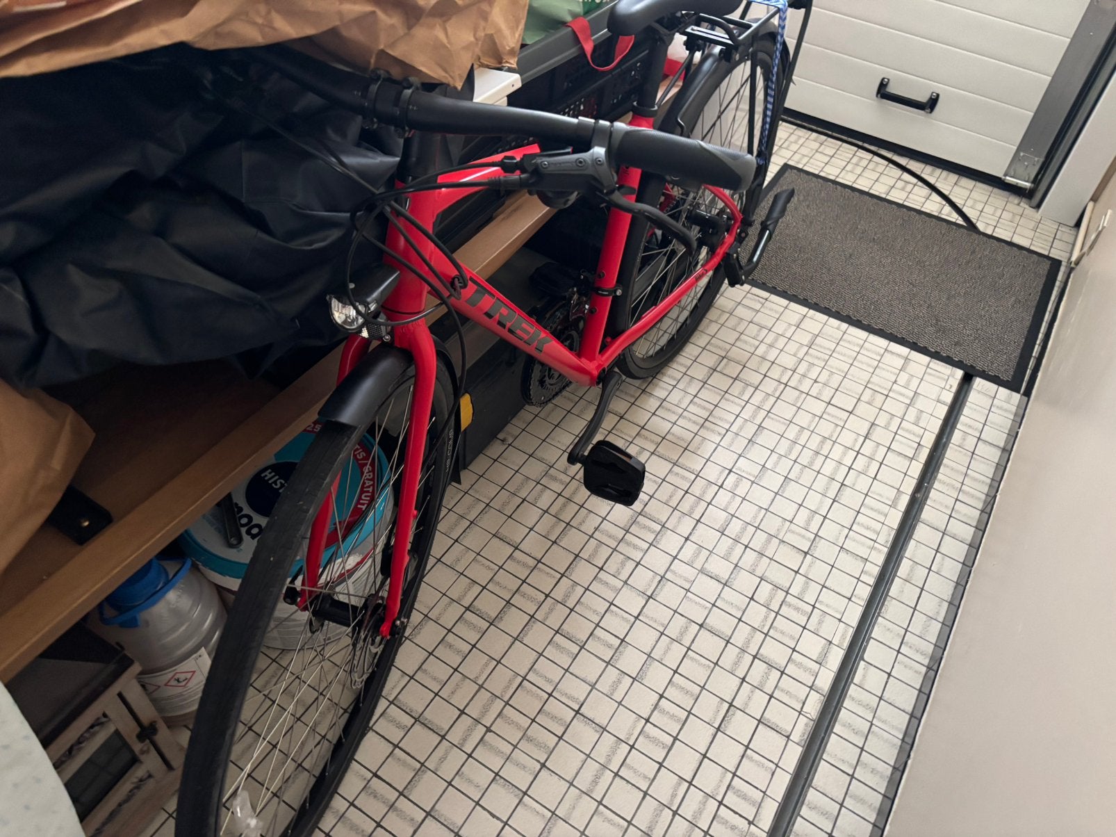 Trek FX2 Equipped + fietslot, Ophalen, Zo goed als nieuw