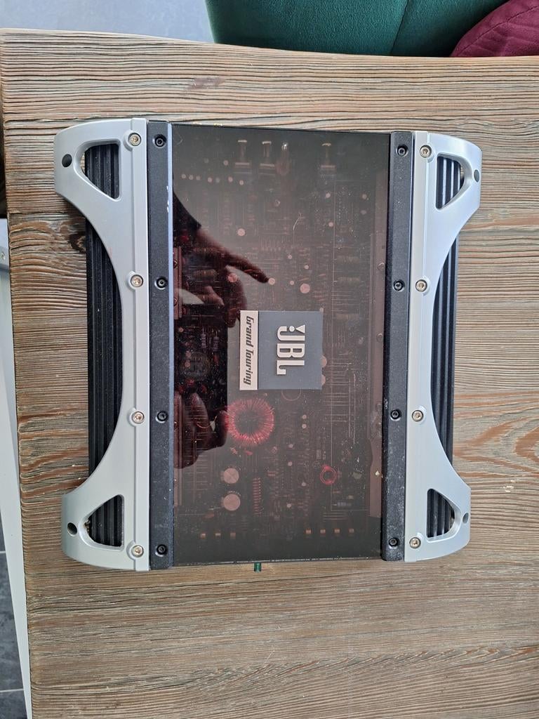 JBL grand tunning, Enlèvement