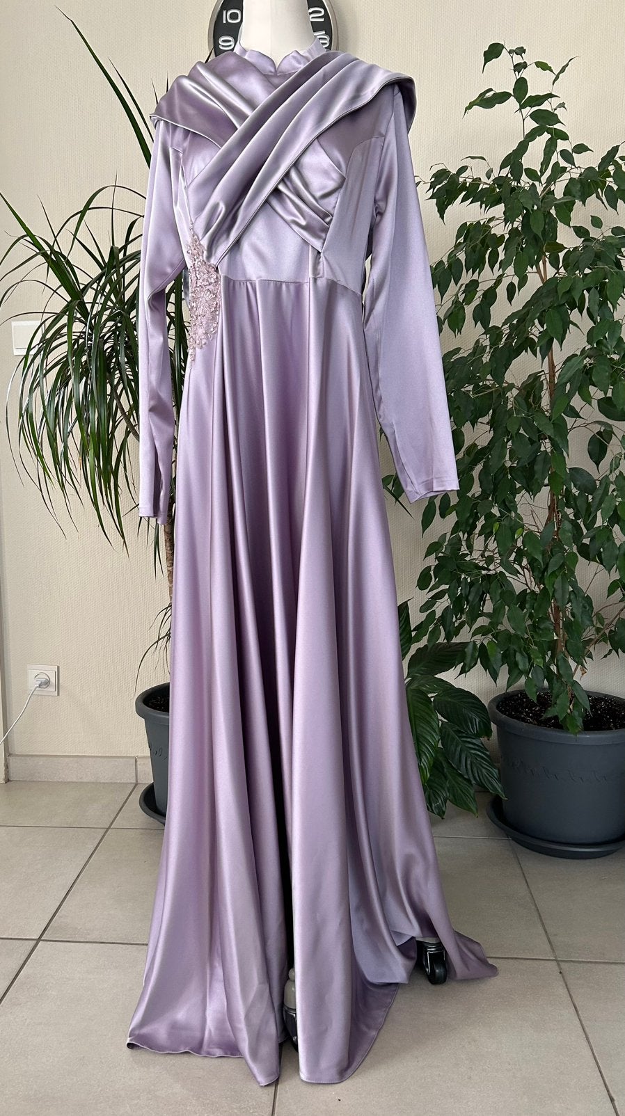 Jurk, Kleding | Dames, Ophalen, Zo goed als nieuw, Maat 38/40 (M), Galajurk