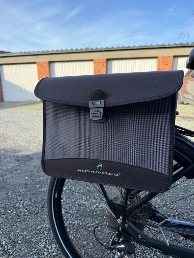 Sac à vélo Dandell en bon état, Vélos & Vélomoteurs, Accessoires vélo | Sacoches, Enlèvement, Utilisé