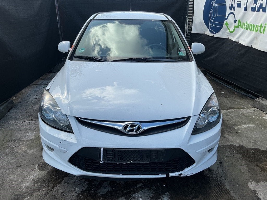 MOTEUR + TRINGLERIE ESSUIE GLACE AVANT i30 Crosswagon (WWH), Hyundai Motor Deutschland GmbH, Kaiserleipromenade 5
63067  Offenbach am Main, DE
