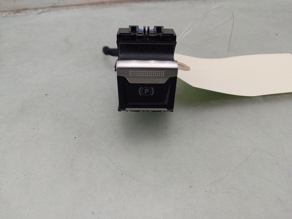 COMMUTATEUR FREIN A MAIN ELECTRIQUE (|9810593577|98105935VV|, Kontakt-peugeot@peugeot.com, Utilisé, Peugeot Deutschland GmbH, Bahnhofsplatz
65423  Rüsselsheim, DE