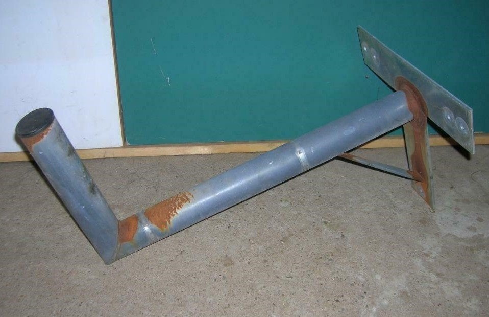 Muursteun voor schotel of antennebevestiging, Audio, Tv en Foto, Schotelantennes, Ophalen, (Schotel)antenne-accessoires
