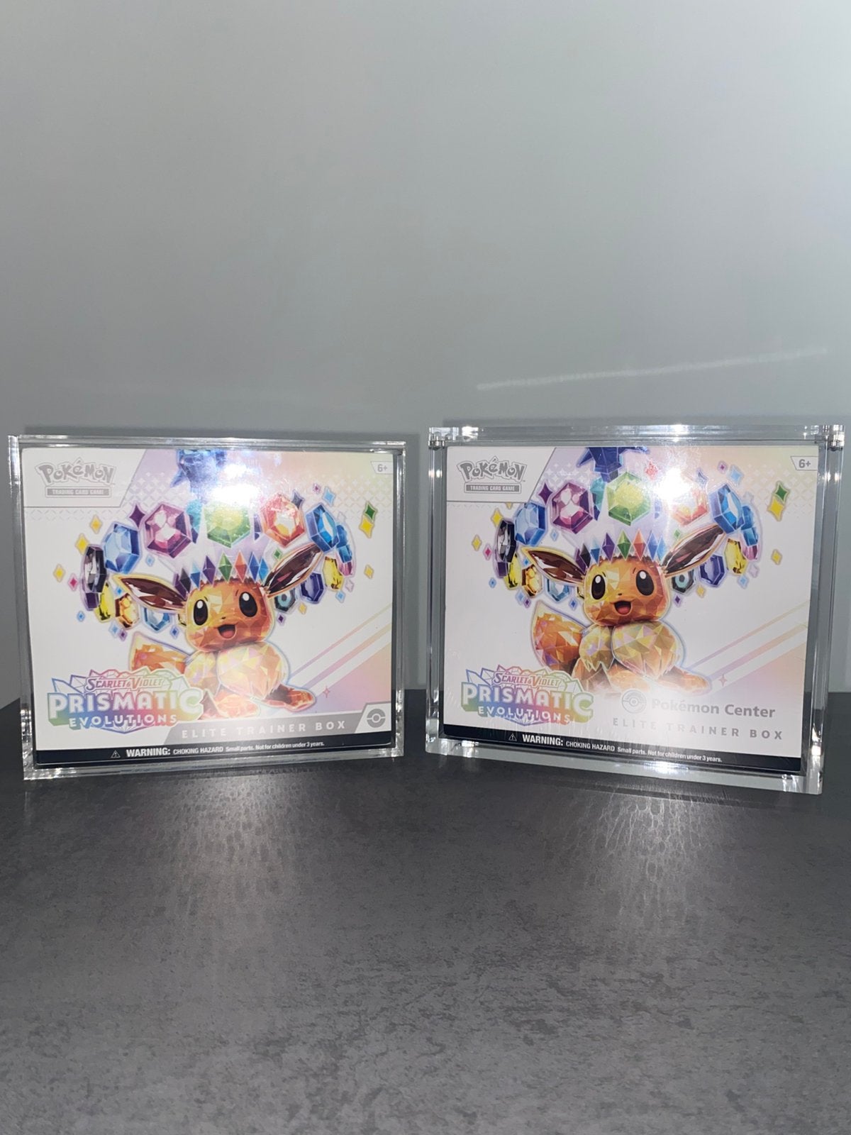 Prismatic etb+ pokemon center etb, Ophalen of Verzenden, Zo goed als nieuw
