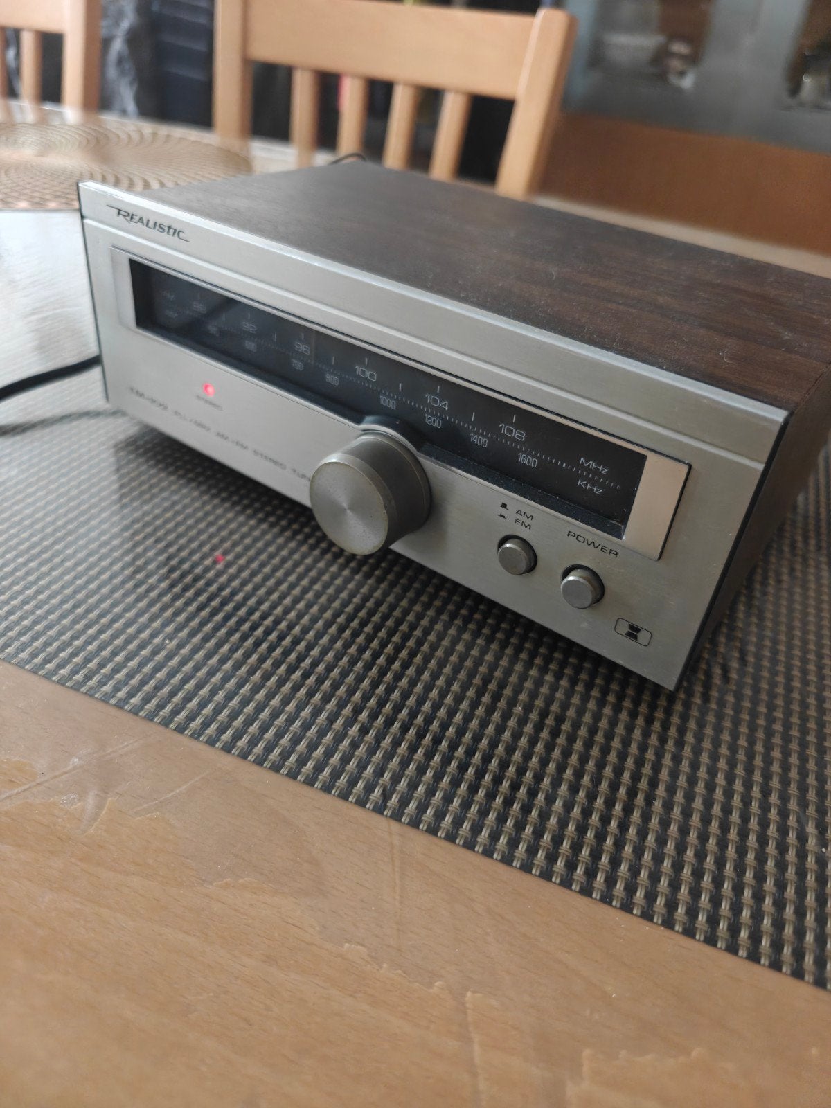 Realistic vintage tuner, Ophalen