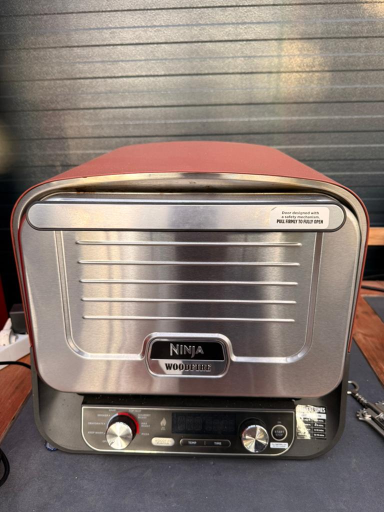 Ninja woodfire pizza oven nieuwstaat, Tuin en Terras, Pizzaovens, Ophalen of Verzenden, Zo goed als nieuw