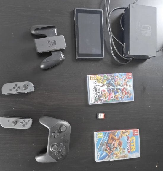 Nintendo Switch pakket compleet, alles inbegrepen, Games en Spelcomputers, Ophalen, Met games, Zo goed als nieuw, Switch Original