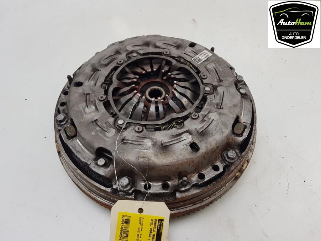 VLIEGWIEL DUBBELE MASSA Opel Corsa E (01-2014/06-2019), Auto-onderdelen, Gebruikt, Opel