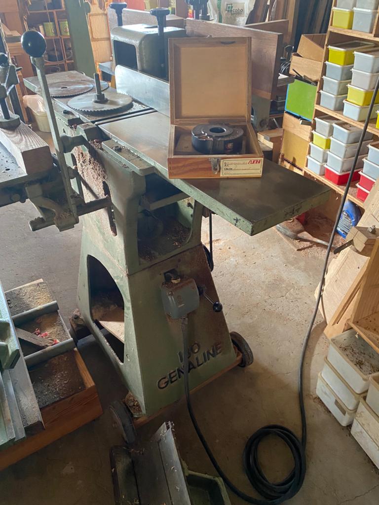 Hout Combine houtbewerking, Ophalen