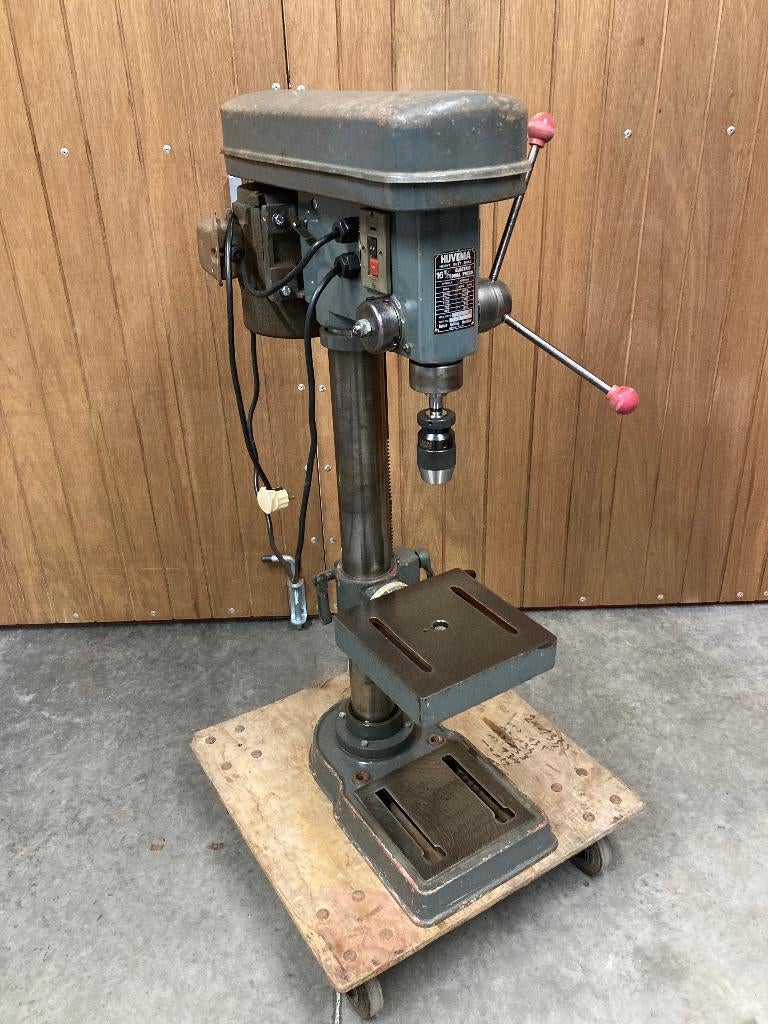 Huvema kolomboormachine, Enlèvement, Utilisé, Moins de 400 watts, Foreuse sur colonne