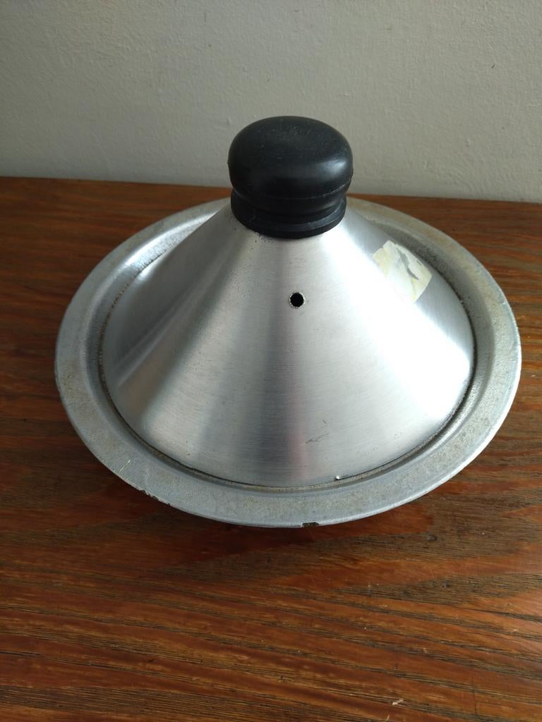 Petit Tajine traditionnel en aluminium Nador, Enlèvement ou Envoi, Aluminium