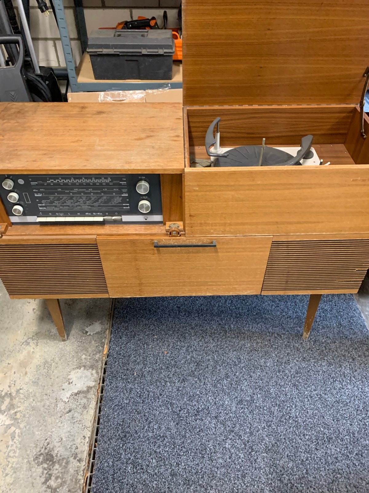 Radiokast 1960-1968, Antiek en Kunst, Ophalen