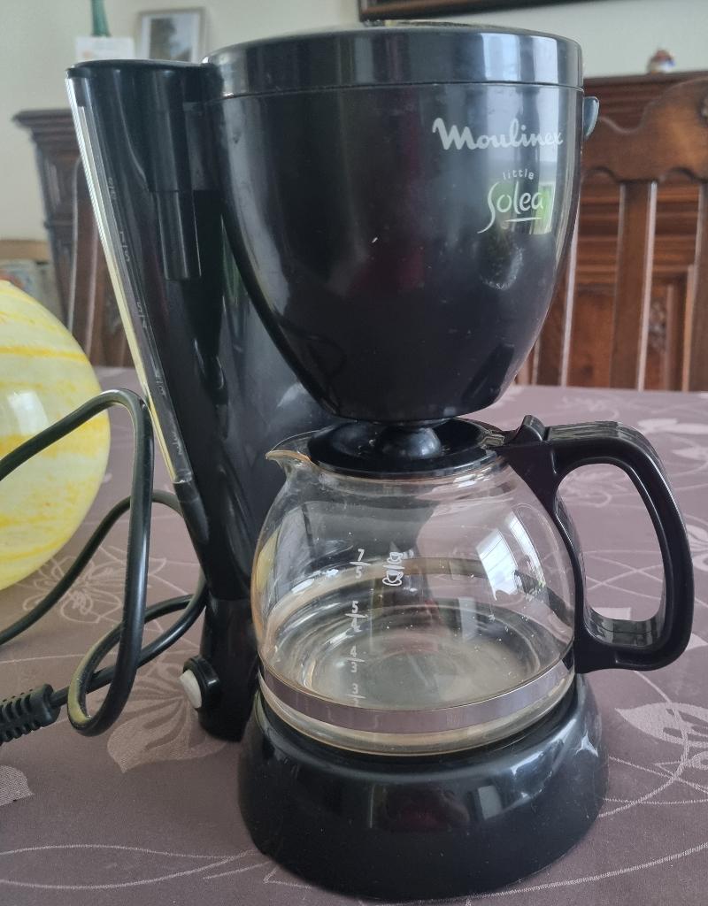 koffiezetmachine, Elektronische apparatuur, Koffiezetapparaten, Ophalen, Afneembaar waterreservoir, Koffiemachine, Gemalen koffie