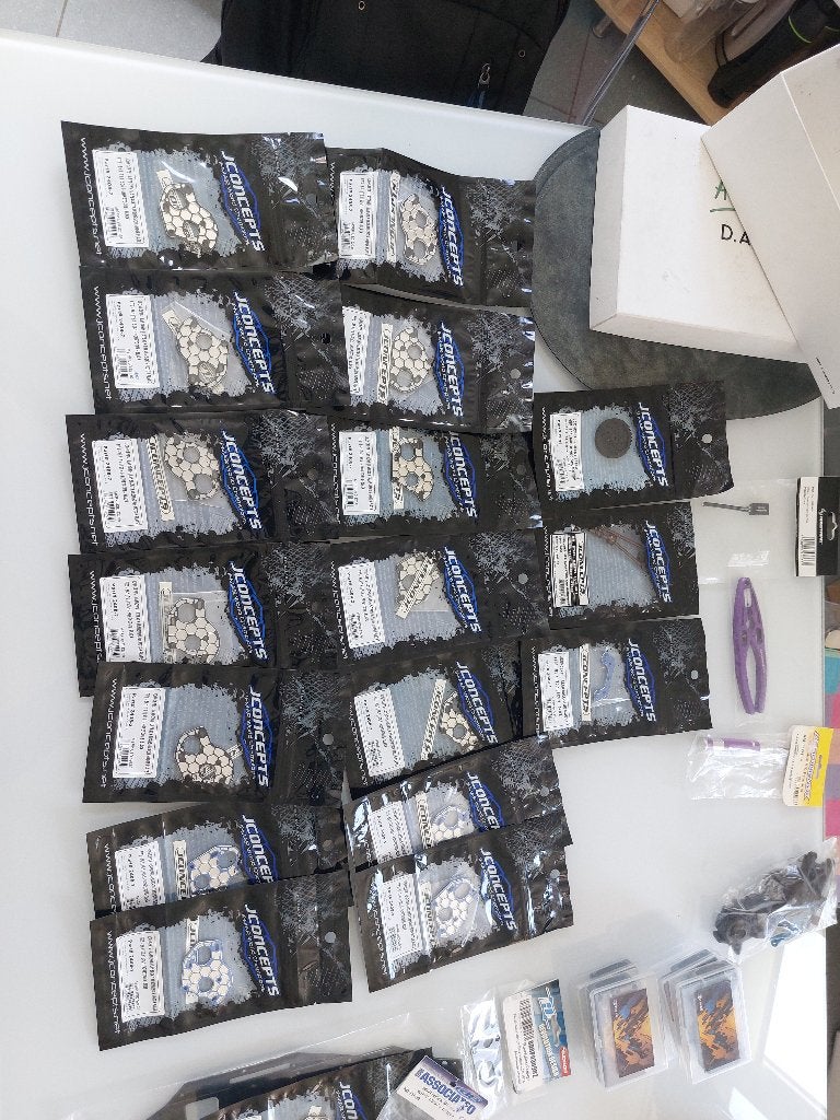 Options Jconcepts Asso, Neuf, Échelle 1:10, Enlèvement ou Envoi, Voiture off road