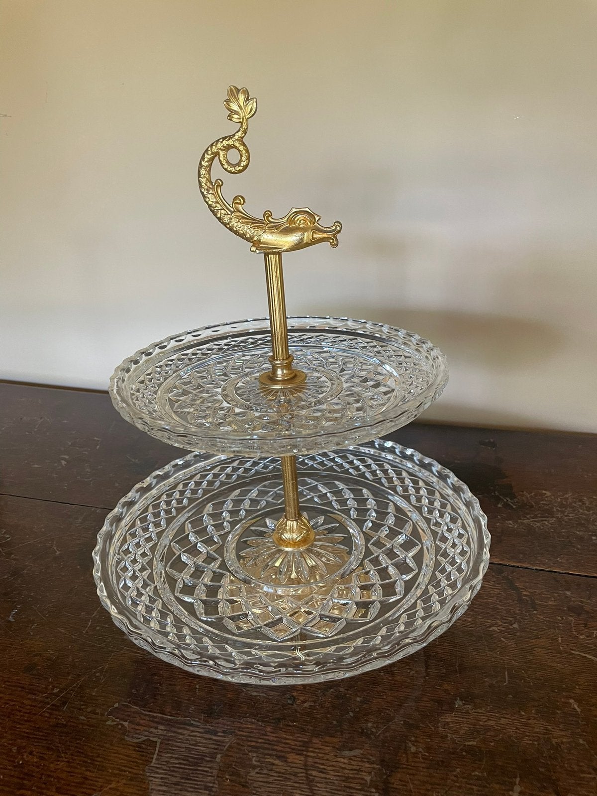 Etagère kristal met goudkleurig accent, Huis en Inrichting, Ophalen, Zo goed als nieuw, Etagère