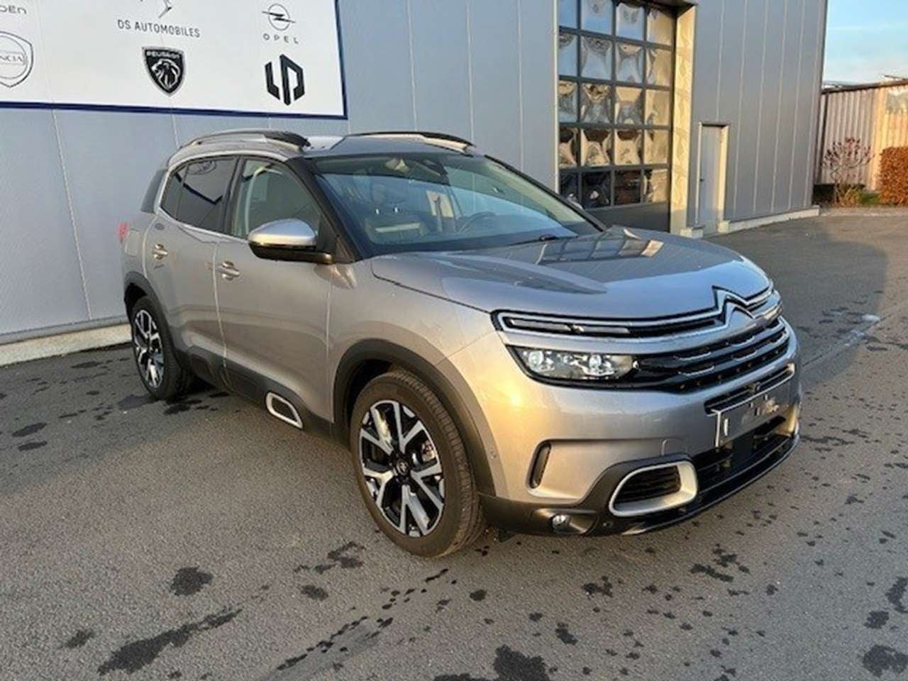 Citroen C5 Aircross SHINE, 0 kg, 1199 cc, https://public.car-pass.be/vhr/c7420532-1287-415a-b6a6-ee4767db8118, 0 kg