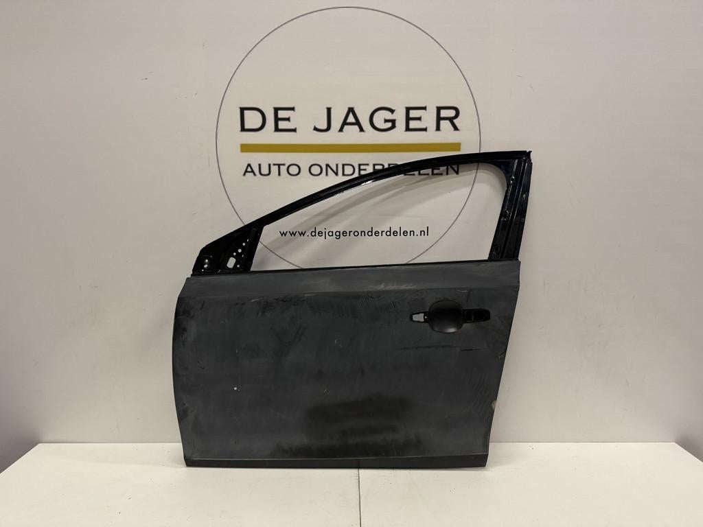 VOLVO S60 DEUR LINKS VOOR 32291064 31424603, Gebruikt, Gunnar Engellaus vag 8
405 31  Gothenburg, SE, Deur, Info@volvocars.com