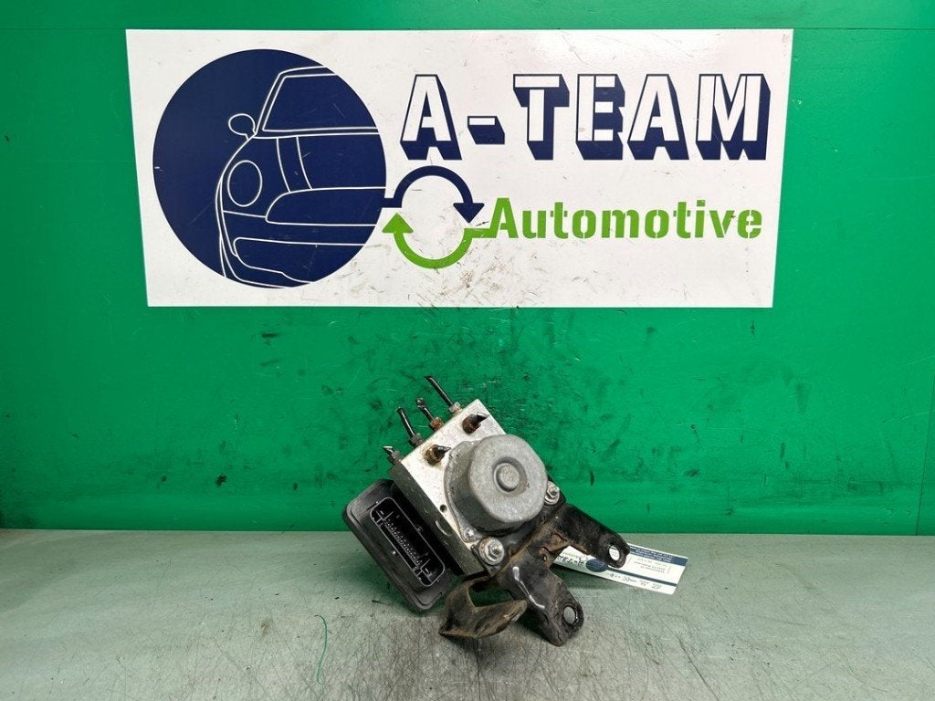 BLOC ABS (FREINS ANTI-BLOCAGE) Opel Astra H SW (L35), Robert Bosch AG, Opel, Utilisé, Robert-Bosch-Allee 1
74232  Abstatt, DE