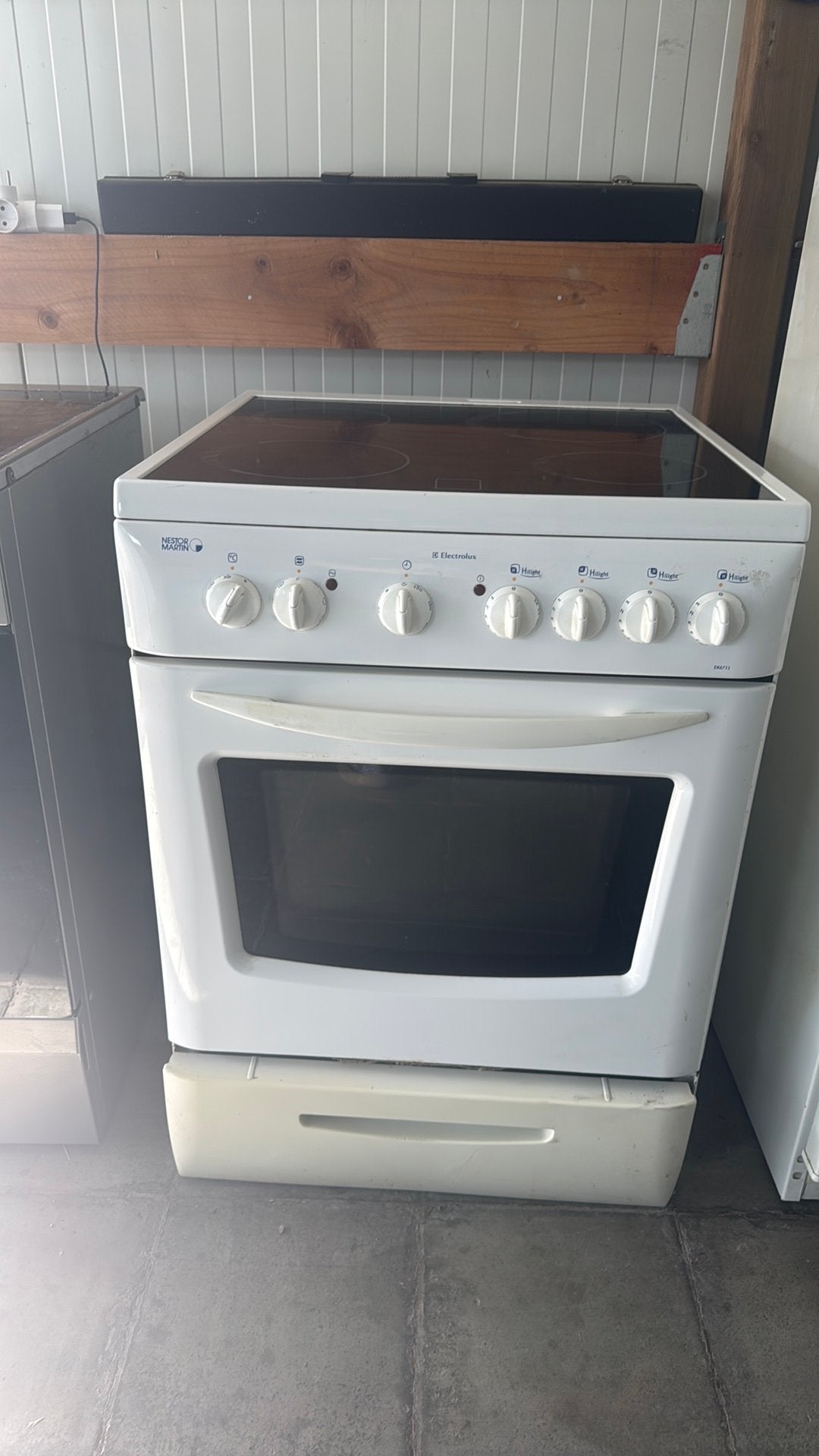 Elektrische kookplaat met oven, Elektronische apparatuur, Ophalen of Verzenden, Zo goed als nieuw