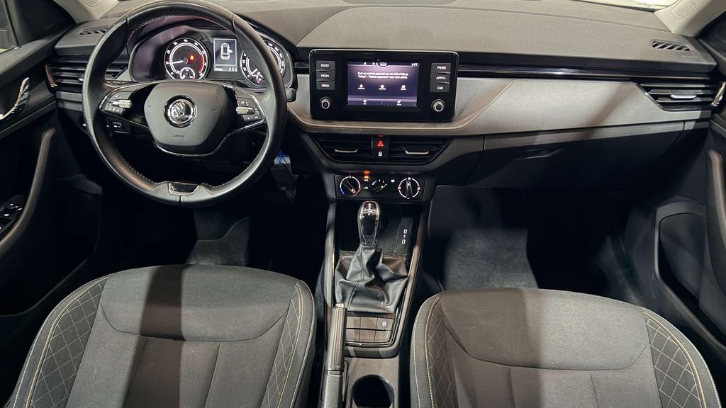 Skoda Kamiq 1.0 TSI Automaat CarPlay Benzine LED Garantie, Auto's, Skoda, Automaat, Stof, Gebruikt, USB
