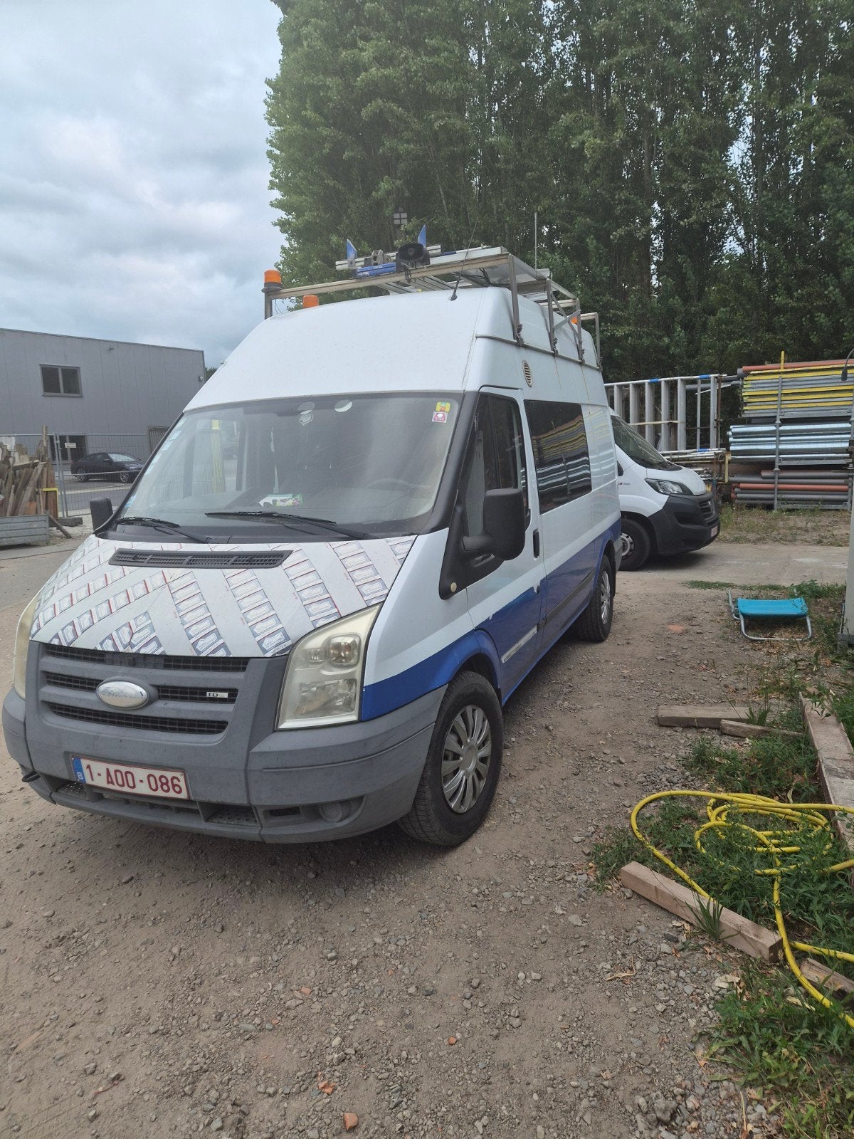 Zelfbouwcamper 175000 km, Particulier, Ford, Ford