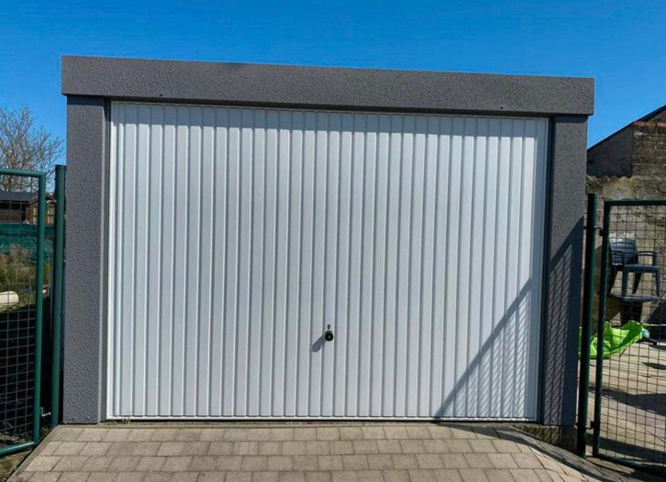 Prefab garache, Autos : Divers, Garages