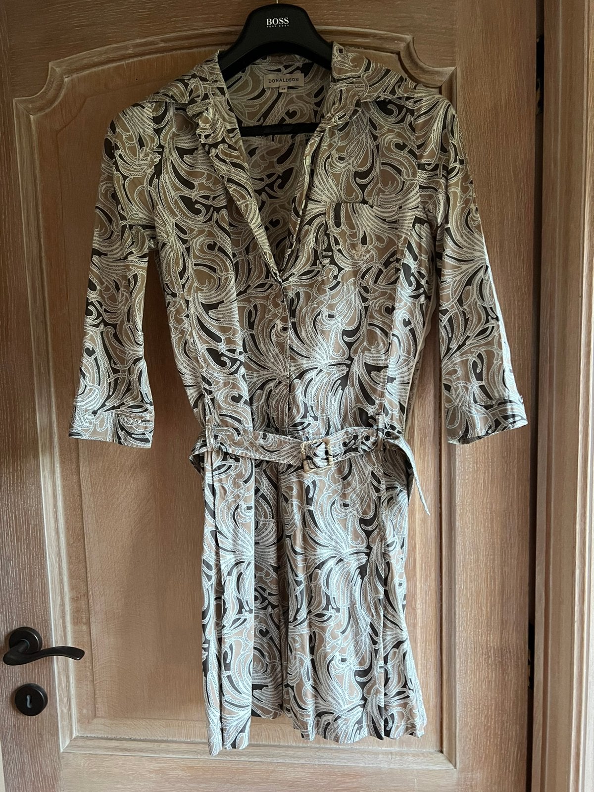 Jurk Donaldson maat smal, Kleding | Dames, Jurken, Ophalen, Zo goed als nieuw, Maat 36 (S), Bruin