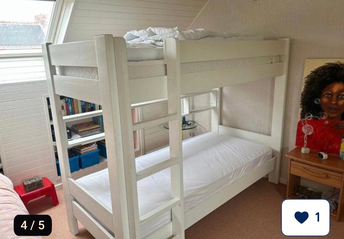 Lit superposé en bois blanc avec accessoires, Enlèvement, Comme neuf, Lits superposés