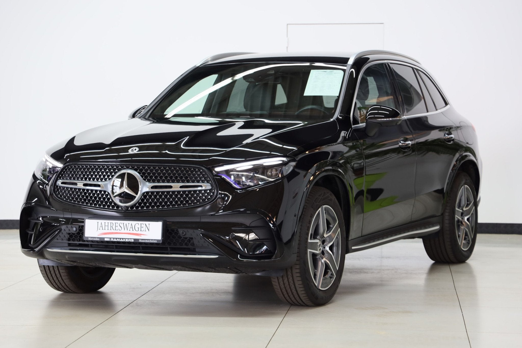 Mercedes-Benz GLC 300 e 4M AMG Premium *BRUIN LEDER* Head-Up, Automaat, Gebruikt, Euro 6, 4 cilinders