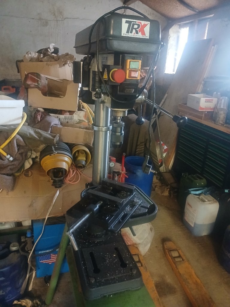 TRX Kolomboormachine DT18S zeer weinig gebruikt, Doe-het-zelf en Bouw, Gereedschap | Boormachines, Ophalen, Zo goed als nieuw