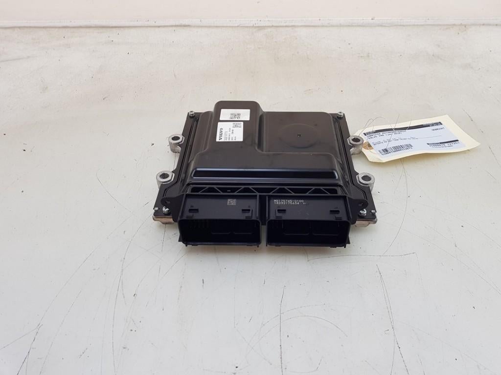 CALCULATEUR MOTEUR ECU Volvo V40 (MV) (|32213773|36012801|), Info@volvocars.com, Volvo Car Germany GmbH, Siegburger Straße 229
50679  Köln, DE