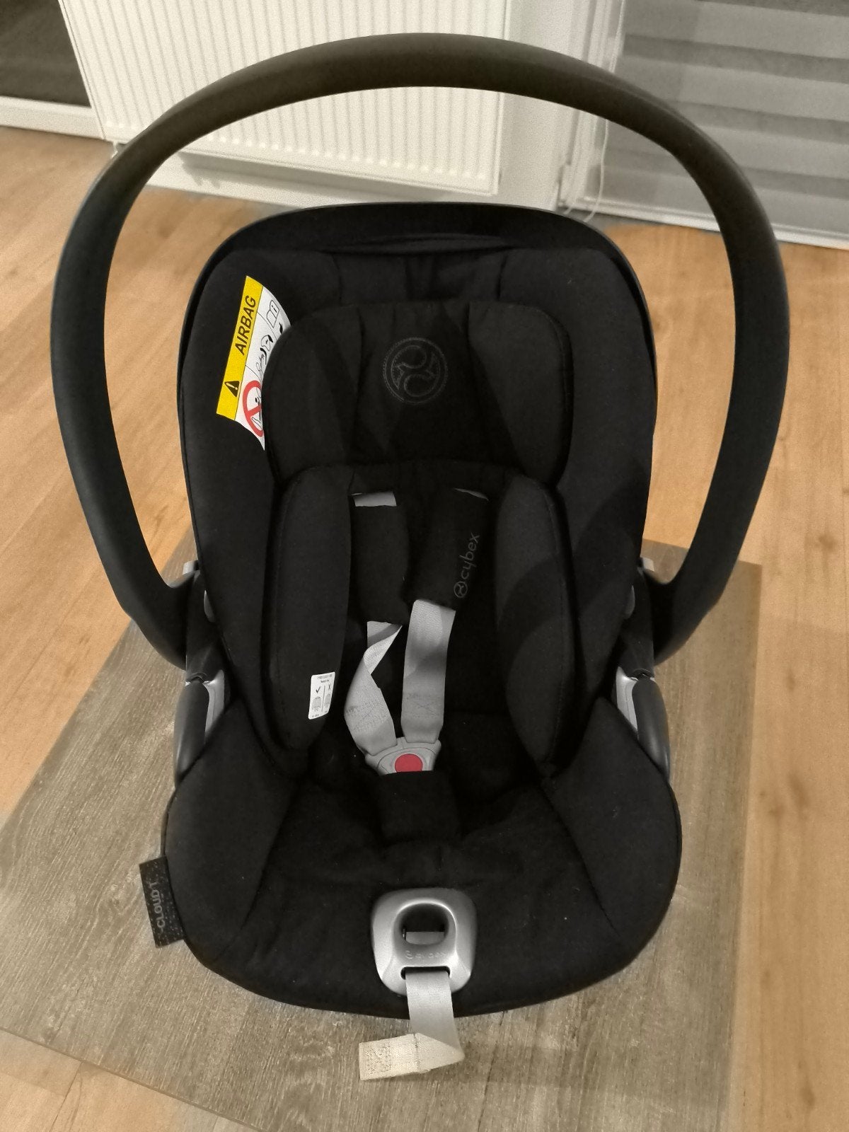 Cosy Cybex cloud t Black Moon édition, Enlèvement